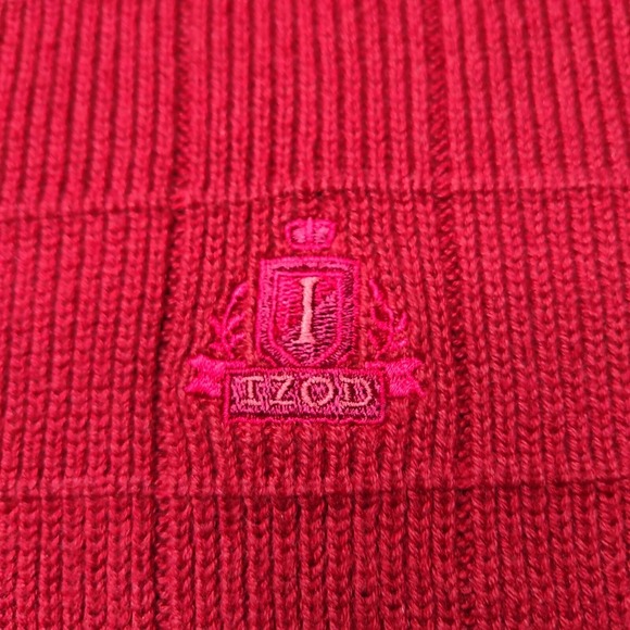IZOD Men Size XL Red Crest Logo Cotton Pullover Windowpane Sweater EUC - Picture 4 of 16